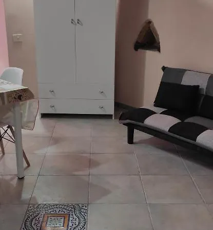 The Flowers Apartment *
