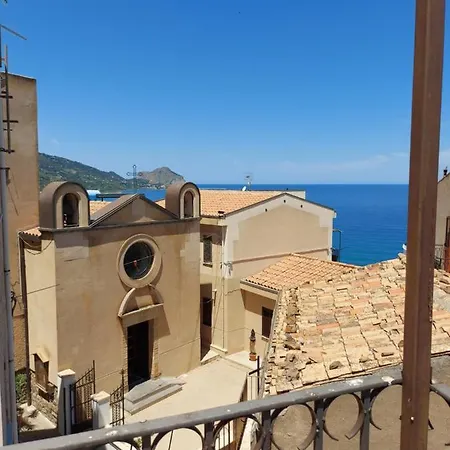 The Flowers Cefalu